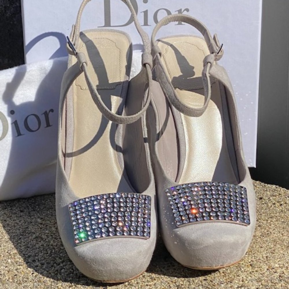 SOLD ❤️ DIOR Lavender Suede Crystal Embellished Platform - Picture 2 of 11